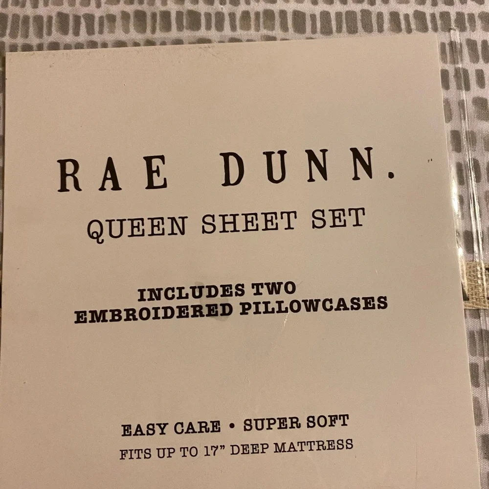 NWT Rae Dunn Queen Sheet Set Sleep Sleep - Picture 2 of 4